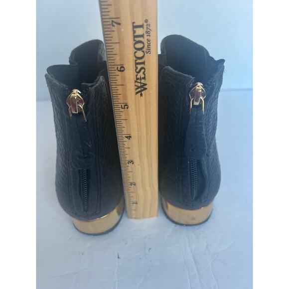 Tory Burch Black Pebbled Leather Back Zip Low Gold Heel Chelsea Ankle Boots 7.5 - Picture 8 of 10